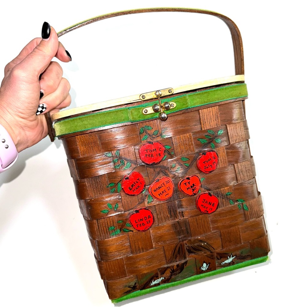 Vintage Wood Wicker Weaved Basket Purse Handed Painted Signed Apples - Picture 1 of 11